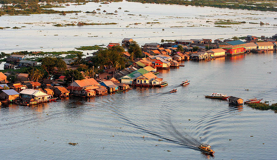 Tonle Sap - The largest freshwater lake in Southeast Asia